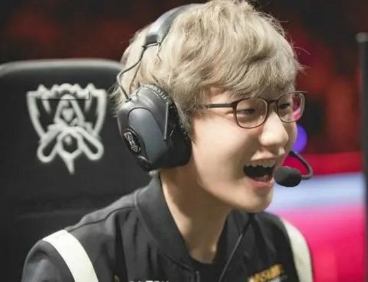 領皇家隊走 領皇家隊走