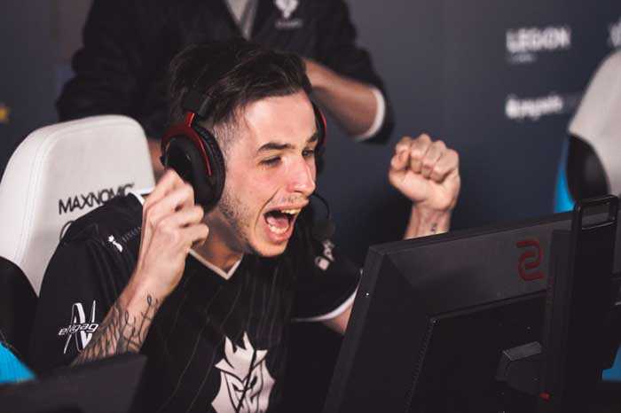 金足奖评审 金足奖评审